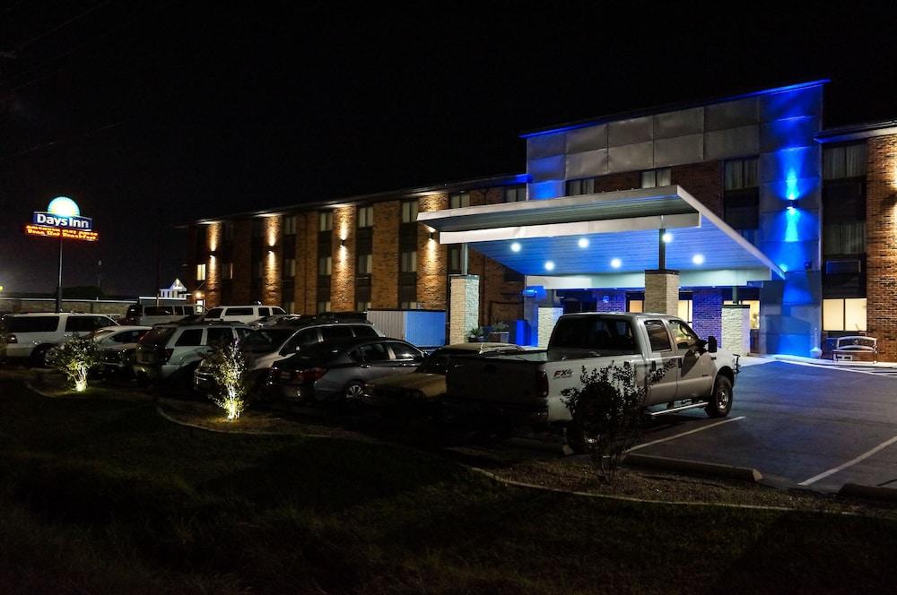 Quality Inn - Дентън Екстериор снимка