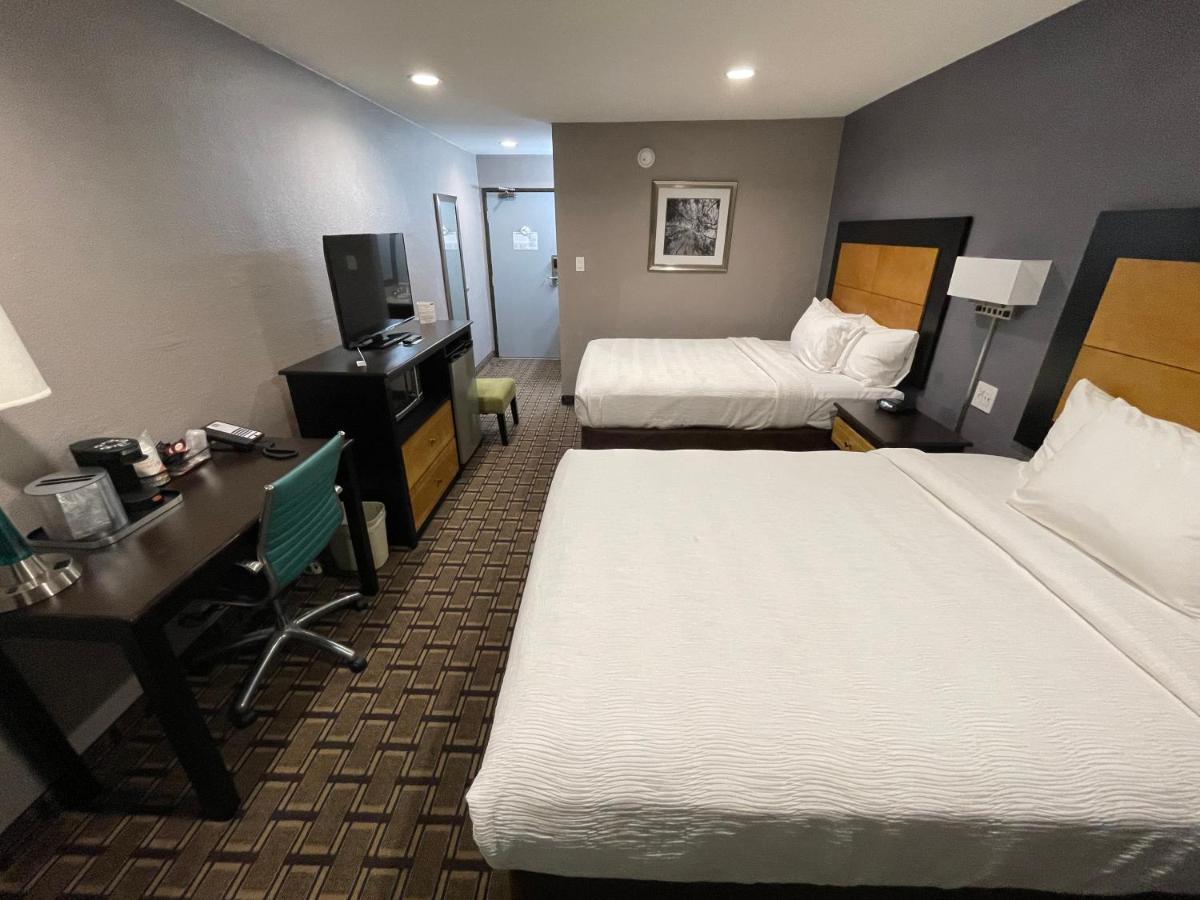 Quality Inn - Дентън Екстериор снимка