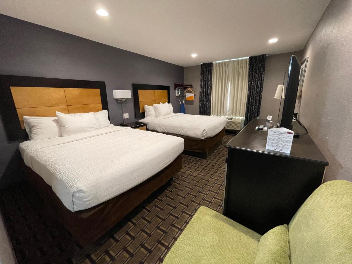 Quality Inn - Дентън Екстериор снимка