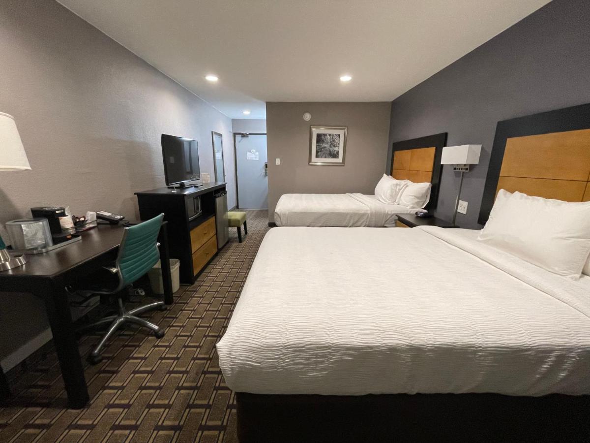 Quality Inn - Дентън Екстериор снимка