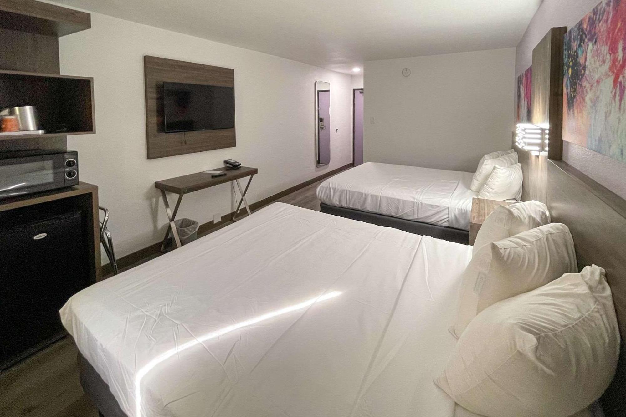 Quality Inn - Дентън Екстериор снимка