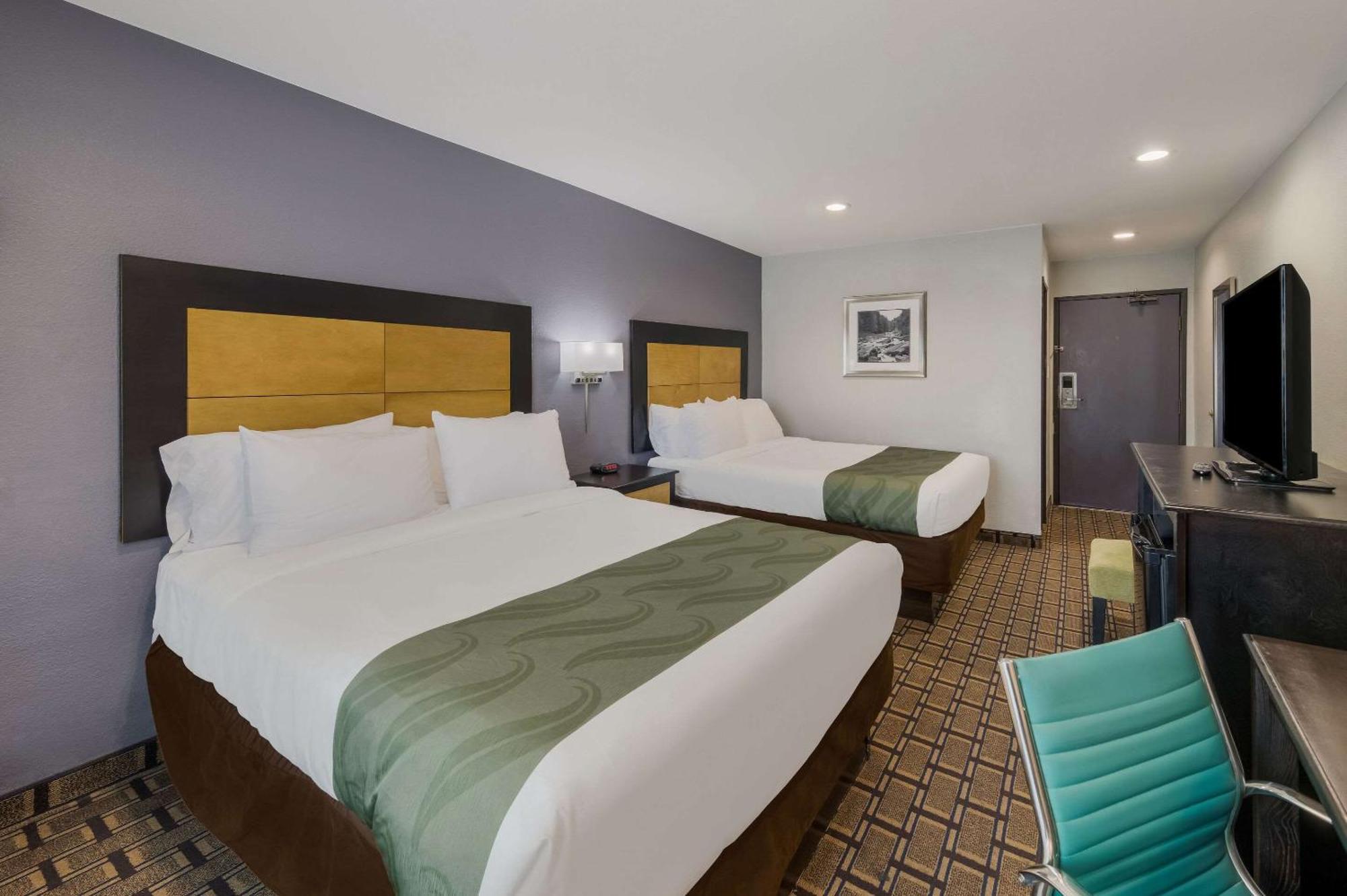 Quality Inn - Дентън Екстериор снимка